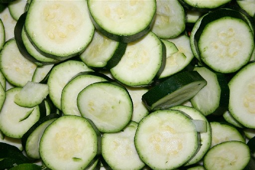 BIO ZUCCHINI SCHEIBEN 10MM (27) 2,5 KG (DE-ÖKO-006) Bio Zucchini Scheiben 10 mm 2,5kg (DE-ÖKO-006)