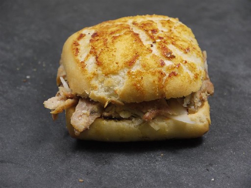 *WS* GEWÜRZBRÖTCHEN KEBAP (521) 5 X 135G Weizenkleingebäck belegt mit gebr. Hähnchenfleisch und Krautsalat Gewürzbrötchen Kebap 5 x 135g