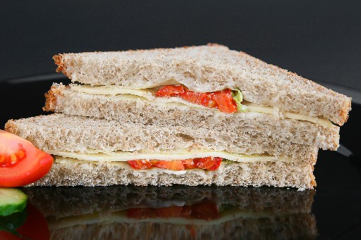 VOLLKORN SANDWICH KÄSE 2ER (72) Vollkorn Sandwich Käse 2er