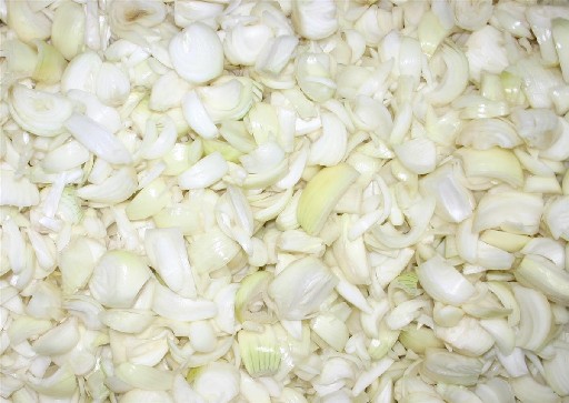 BIO ZWIEBELN  WEIß 1/8 SPALTEN (27)  1KG (DE-ÖKO-006) Bio Zwiebeln Weiß 1/8 Spalten 1kg (DE-ÖKO-006)