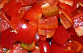 BIO PAPRIKA ROT WÜRFEL 30MM (27) 2,5 KG (DE-ÖKO-006) Bio Paprika Rot Würfel 30mm 2,5 kg (DE-ÖKO-006)