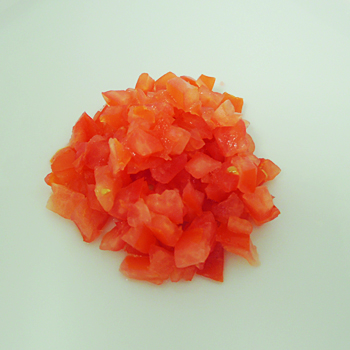 TOMATENWÜRFEL OHNE KERNGEHÄUSE MIT HAUT 10 MM (72) 1KG Tomaten Würfel ohne Kerngehäuse m. Haut 10mm 1kg
