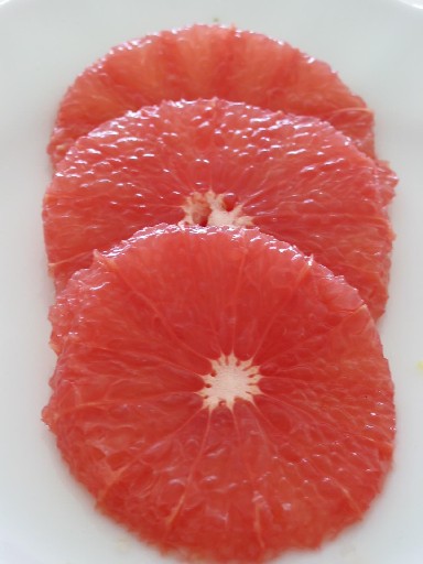 GRAPEFRUIT SCHEIBEN ROT (72) 1 KG Grapefruit Scheiben Rot 1kg