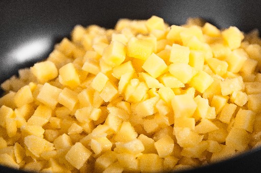 KARTOFFELWÜRFEL 10 MM ROH AGRIA MEHLIG (72) 5 KG BEUTEL Kartoffelwürfel 10mm roh Agria mehlig 5kg
