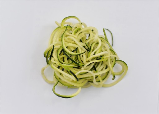 ZUCCHINI SPIRALEN (SPAGHETTI) 1KG (33) Zucchini Spiralen (Spaghetti) 1kg