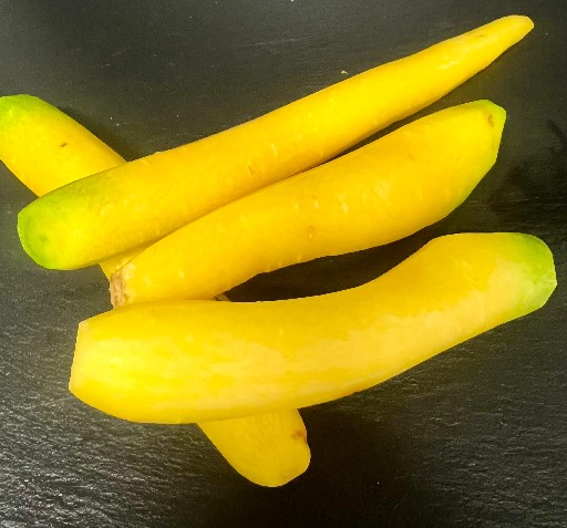 MÖHREN GELB GANZ GESCHÄLT MITTEL 2,5KG (72) Möhren Gelb geschällt mittel 2,5kg