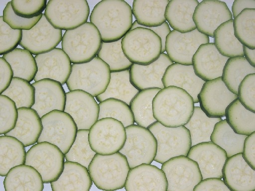 ZUCCHINI SCHEIBEN MITTEL 5 MM (33) 1 KG Zucchin Scheiben mittel 5mm 1kg