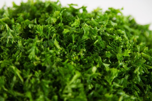 PETERSILIE KRAUSS GEHACKT FEIN *WEL* 250G (33) Petersilie Krauss gehackt fein 250g Schale