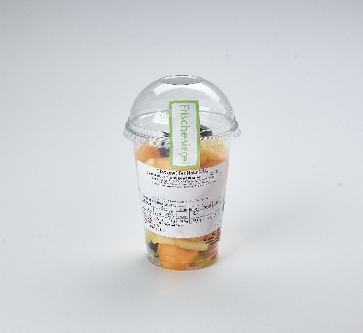 OBSTSALAT TOGO 240G BECHER (72) Ananas 25,0%, Trauben Dunkel 25,0%, Äpfel rot & grün je 18,5% Obstsalat ToGo 240g Becher