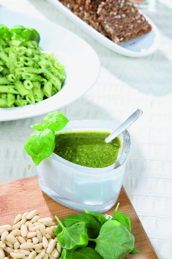 *WF* PESTO GENOVESE (33) 1KG  Pesto Genovese 1kg